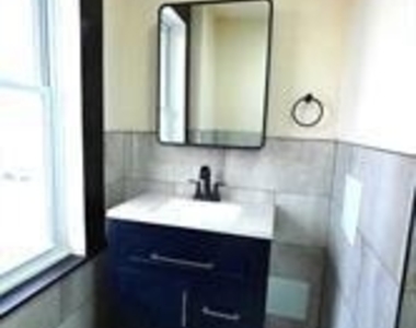5013 Chester Avenue - Photo Thumbnail 11