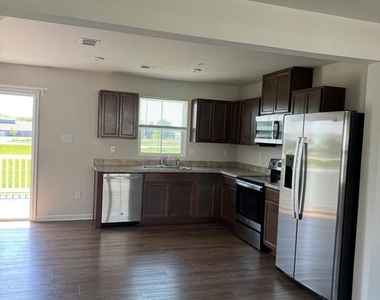 62 Rose Glen Court - Photo Thumbnail 3