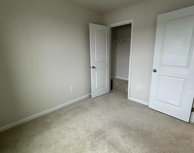 62 Rose Glen Court - Photo Thumbnail 24
