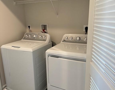 62 Rose Glen Court - Photo Thumbnail 17