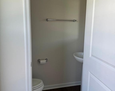 62 Rose Glen Court - Photo Thumbnail 35