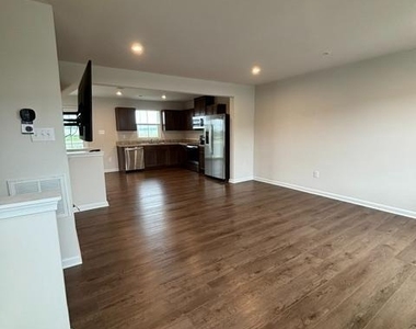 62 Rose Glen Court - Photo Thumbnail 12