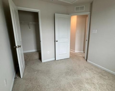 62 Rose Glen Court - Photo Thumbnail 25