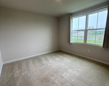 62 Rose Glen Court - Photo Thumbnail 13