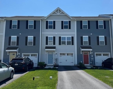 62 Rose Glen Court - Photo Thumbnail 27