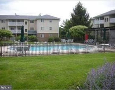 519 Paoli Pointe Drive - Photo Thumbnail 1