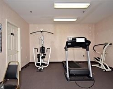 519 Paoli Pointe Drive - Photo Thumbnail 14