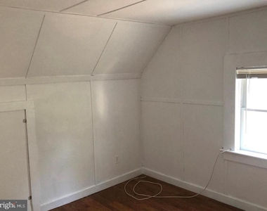 1112 Parkway Avenue - Photo Thumbnail 11
