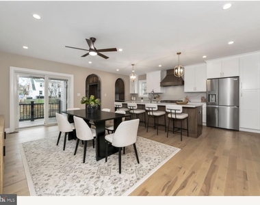 1833 W High Street - Photo Thumbnail 11