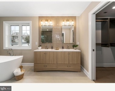 1833 W High Street - Photo Thumbnail 25