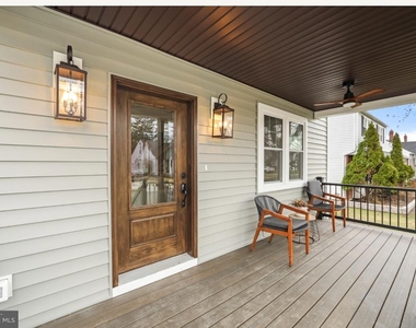 1833 W High Street - Photo Thumbnail 6