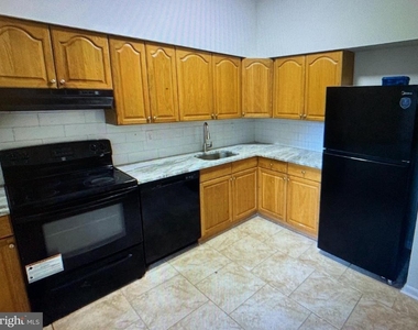 502 Bromley - Photo Thumbnail 4