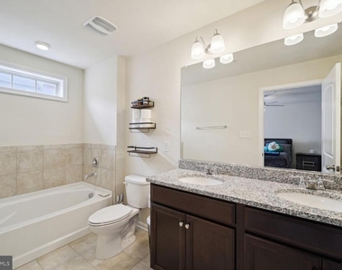 9524 Smithview Place - Photo Thumbnail 22