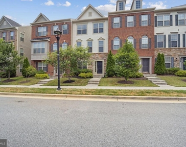 9524 Smithview Place - Photo Thumbnail 1