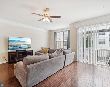 9524 Smithview Place - Photo Thumbnail 7