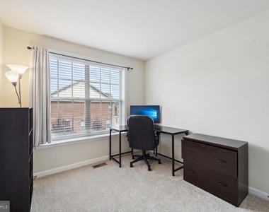 9524 Smithview Place - Photo Thumbnail 19