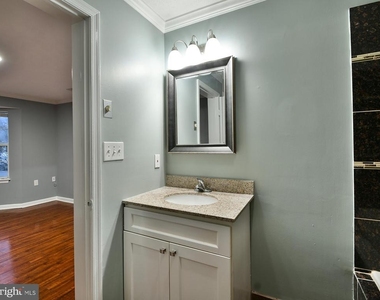 9720 Lake Pointe Court - Photo Thumbnail 22