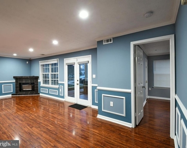 9720 Lake Pointe Court - Photo Thumbnail 10