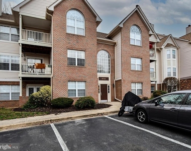 9720 Lake Pointe Court - Photo Thumbnail 1