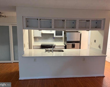 14203 Wolf Creek Place - Photo Thumbnail 1