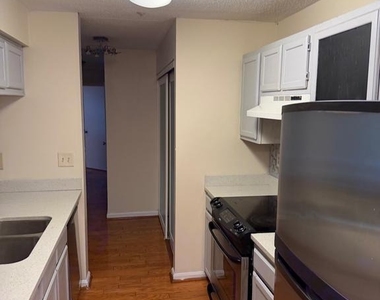14203 Wolf Creek Place - Photo Thumbnail 3