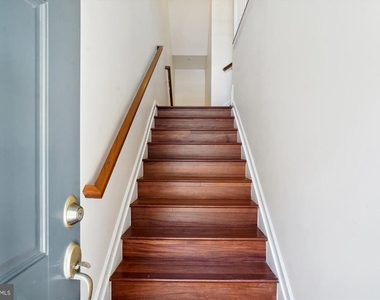 23204 Scholl Manor Way - Photo Thumbnail 1