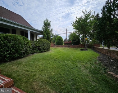 8001 Postoak Road - Photo Thumbnail 1