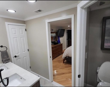 8001 Postoak Road - Photo Thumbnail 17