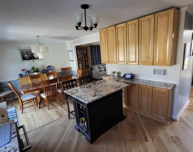 8001 Postoak Road - Photo Thumbnail 9