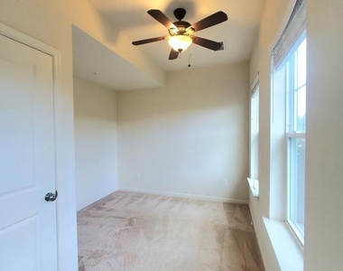135 Prado Lane - Photo Thumbnail 24