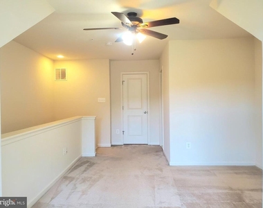 135 Prado Lane - Photo Thumbnail 32