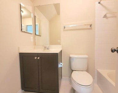 135 Prado Lane - Photo Thumbnail 34
