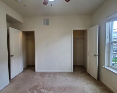 135 Prado Lane - Photo Thumbnail 18
