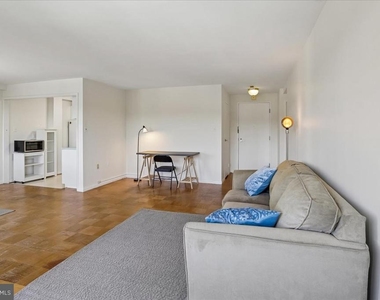 10201 Grosvenor - Photo Thumbnail 6