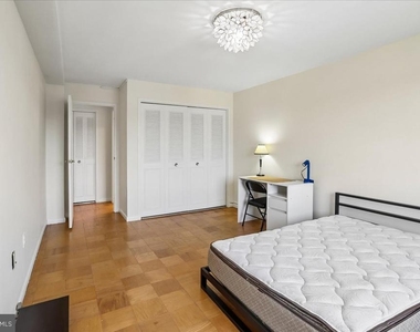 10201 Grosvenor - Photo Thumbnail 17