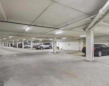 10201 Grosvenor - Photo Thumbnail 27