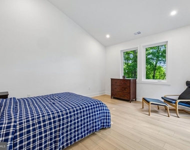 4315 Pinetree Road - Photo Thumbnail 11