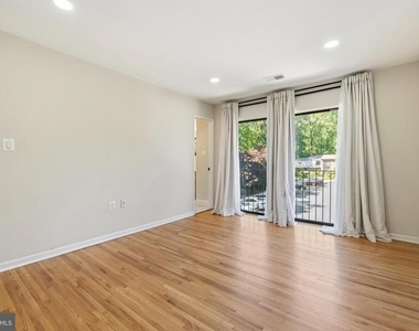 10841 Deborah Drive - Photo Thumbnail 12