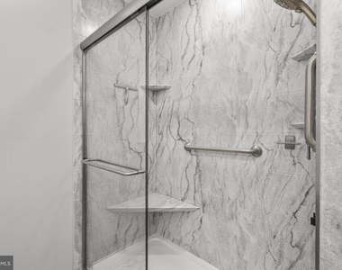 3887 Shadywood Drive - Photo Thumbnail 22