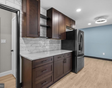 3887 Shadywood Drive - Photo Thumbnail 13