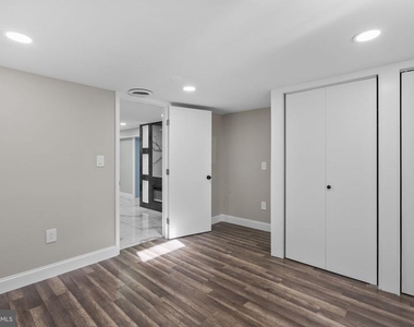 3887 Shadywood Drive - Photo Thumbnail 28