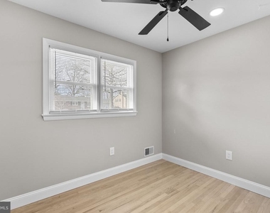 3887 Shadywood Drive - Photo Thumbnail 19