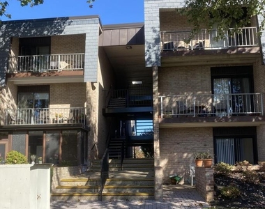 33 Stonehenge Circle - Photo Thumbnail 26