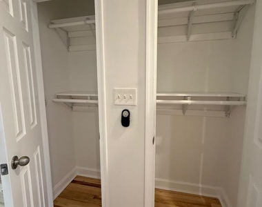 3212 E Baltimore Street - Photo Thumbnail 9