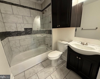 3212 E Baltimore Street - Photo Thumbnail 10