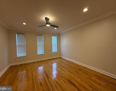 3212 E Baltimore Street - Photo Thumbnail 8