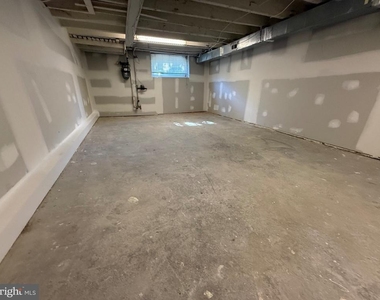 249 S East Avenue - Photo Thumbnail 25