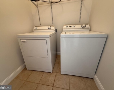 249 S East Avenue - Photo Thumbnail 21
