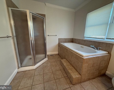 249 S East Avenue - Photo Thumbnail 15