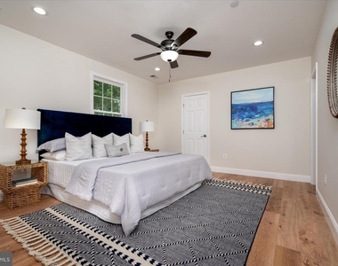 1400 Lower View Court - Photo Thumbnail 12